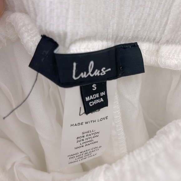 🆕 LULUS Pleat Yourself White Pleated High-Waisted Paperbag Shorts Size S - Picture 7 of 9